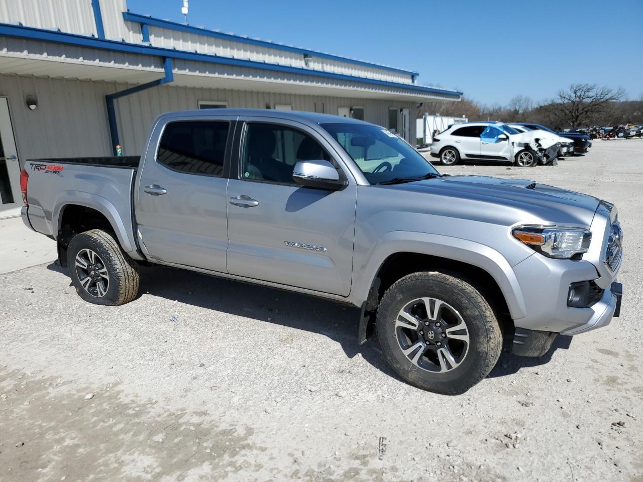 2017 TOYOTA TACOMA DOU - Image 4