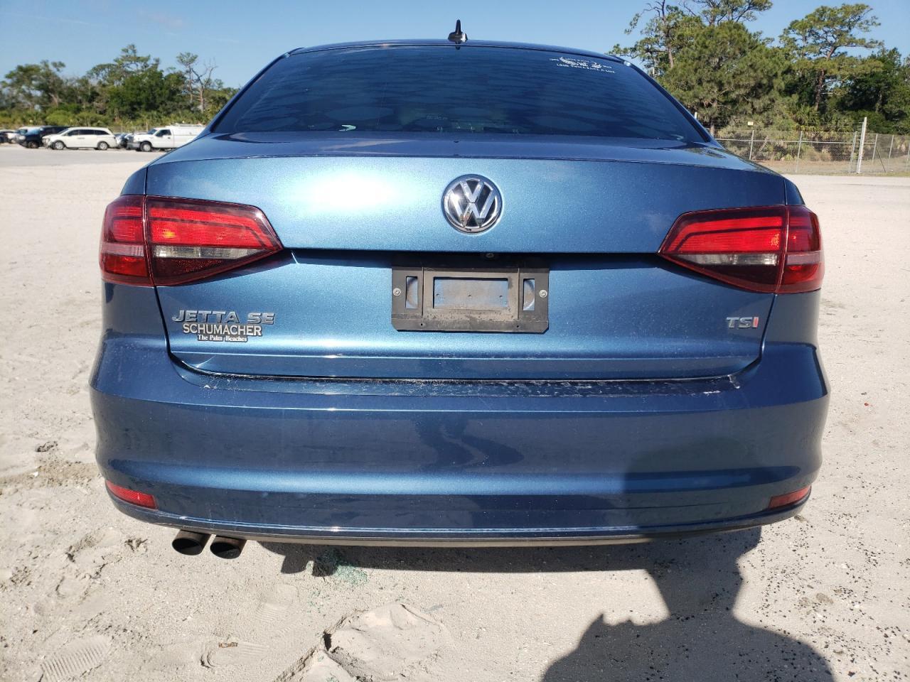 2017 VOLKSWAGEN JETTA SE - Image 6