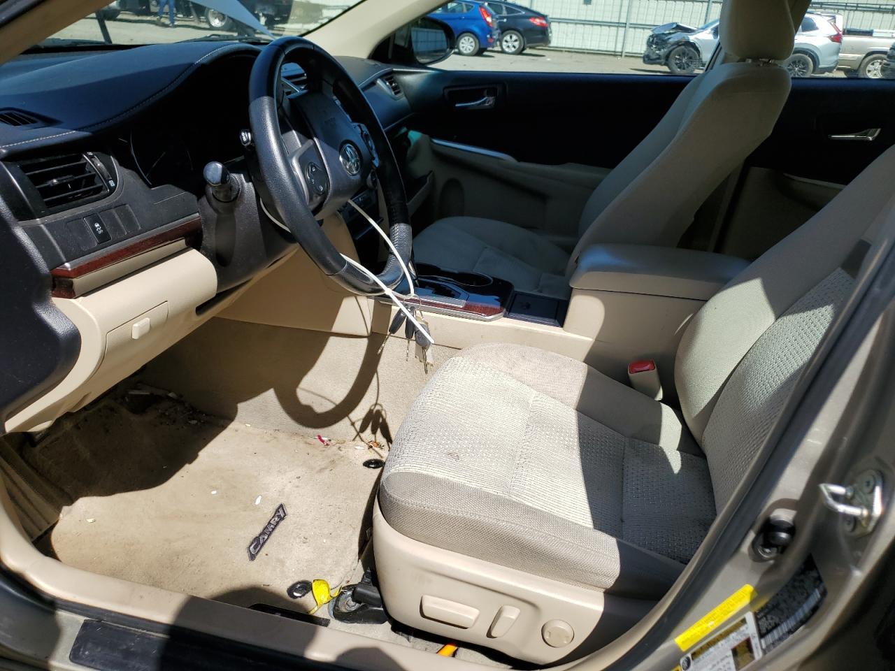 2014 TOYOTA CAMRY L - Фото 7