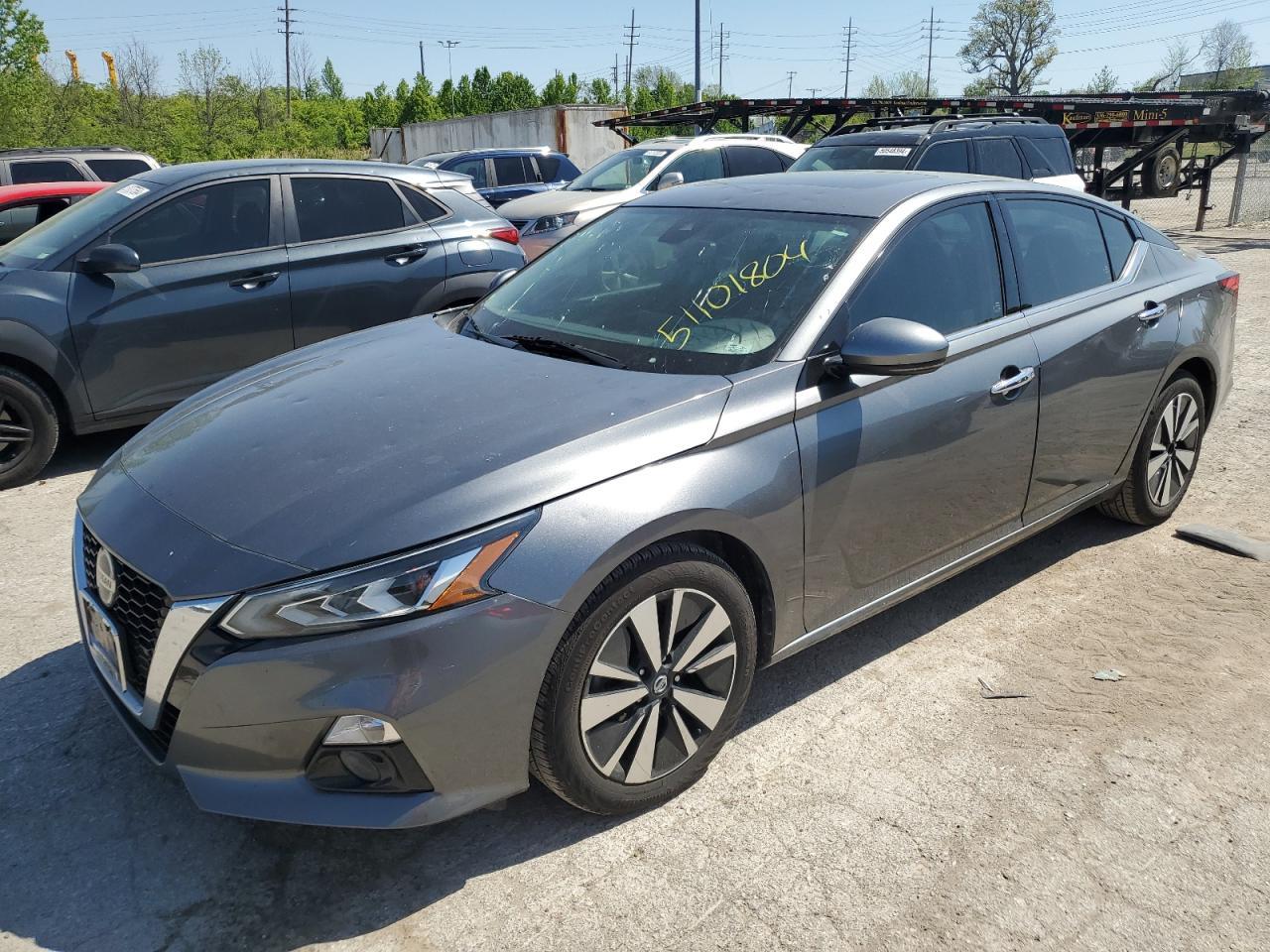 2019 NISSAN ALTIMA SV car image