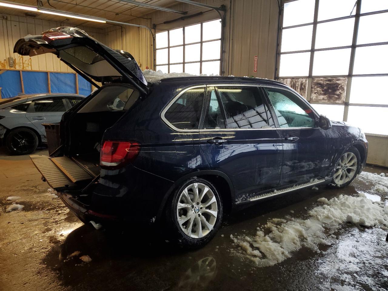 2016 BMW X5 XDRIVE3 - Фото 3
