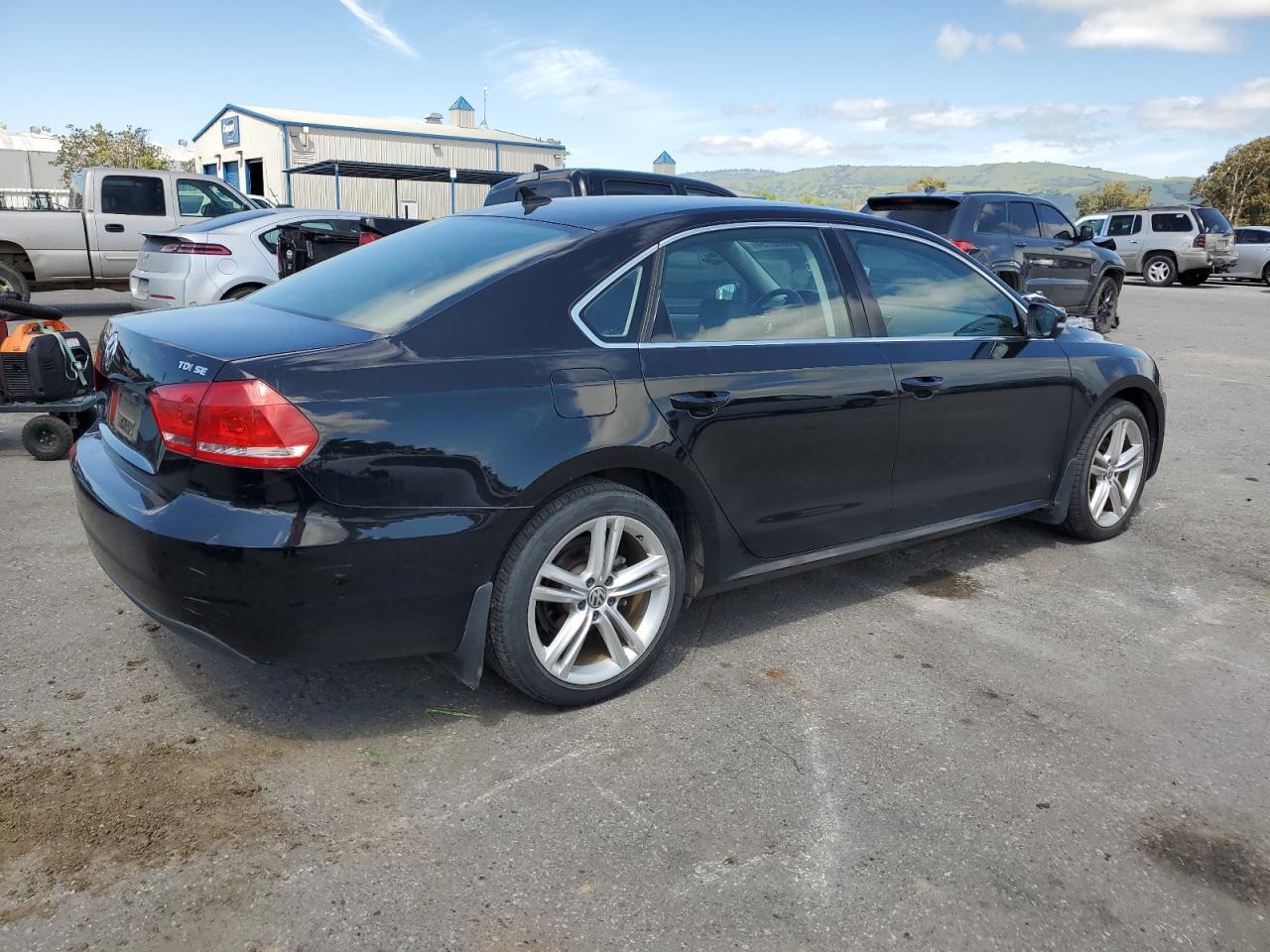2014 VOLKSWAGEN PASSAT SE - Фото 3