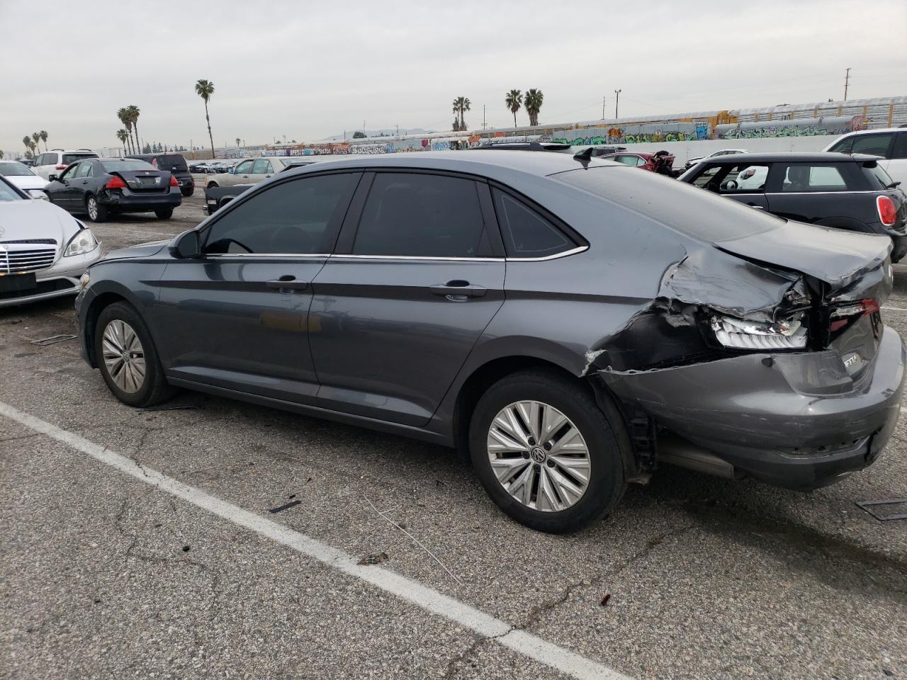2019 VOLKSWAGEN JETTA S - Фото 2