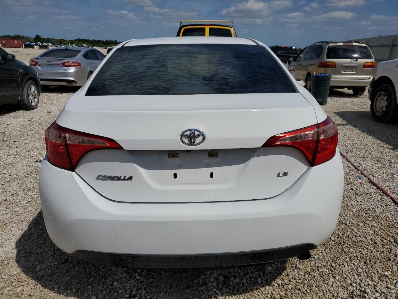 2018 TOYOTA COROLLA L - Image 6
