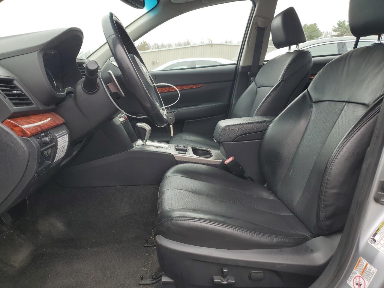2012 SUBARU LEGACY 2.5 - Image 7