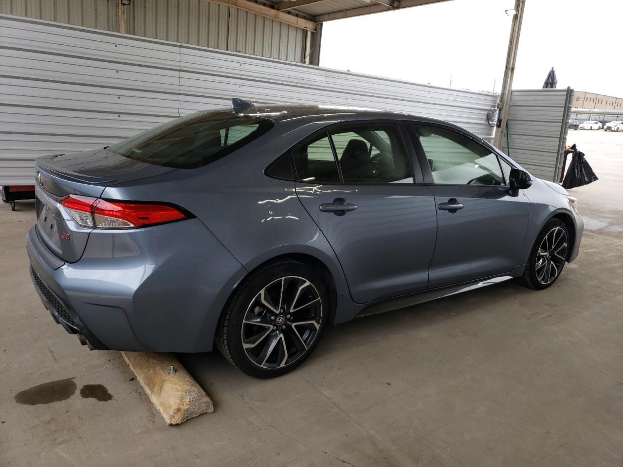 2020 TOYOTA COROLLA SE - Фото 3