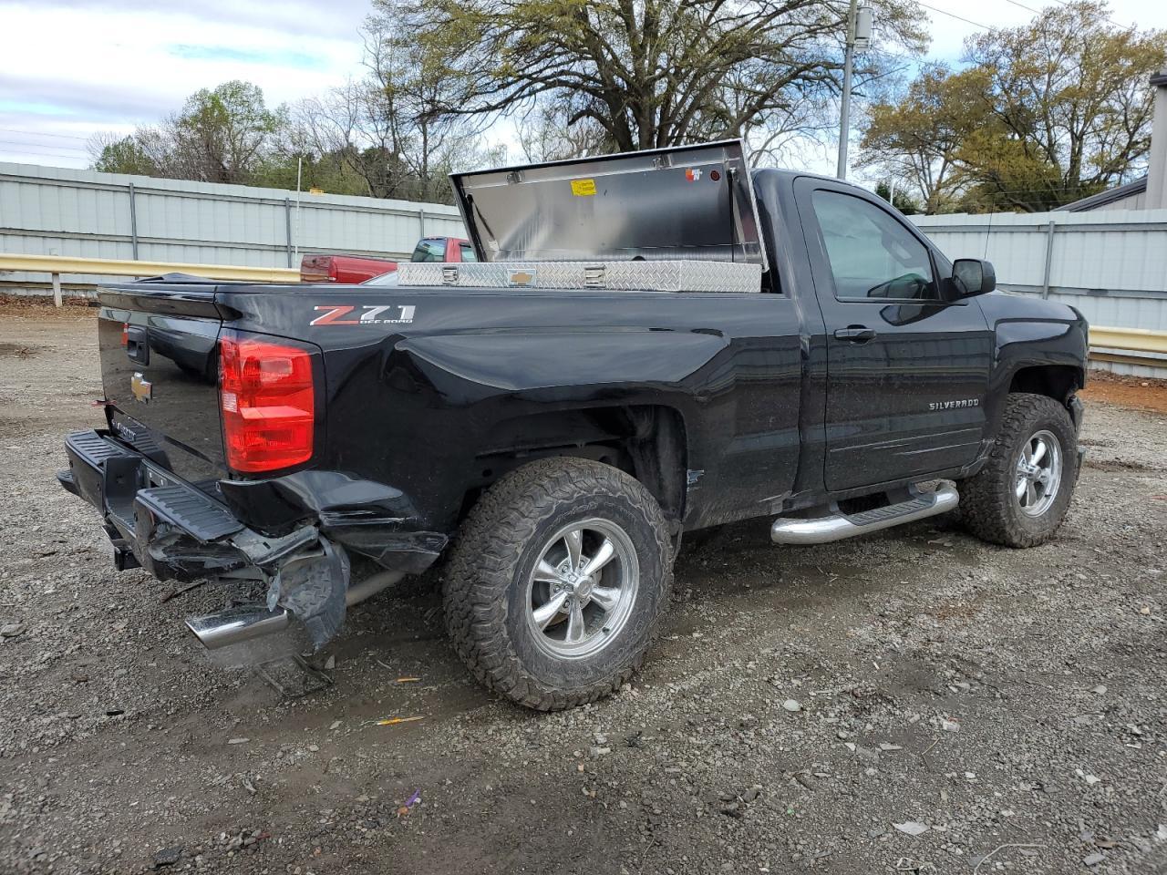 2018 CHEVROLET SILVERADO - Image 3