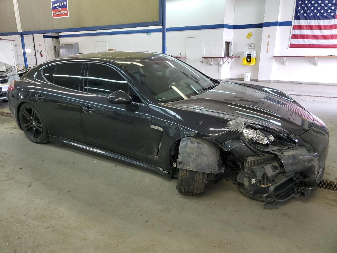 2013 PORSCHE PANAMERA T - Фото 4
