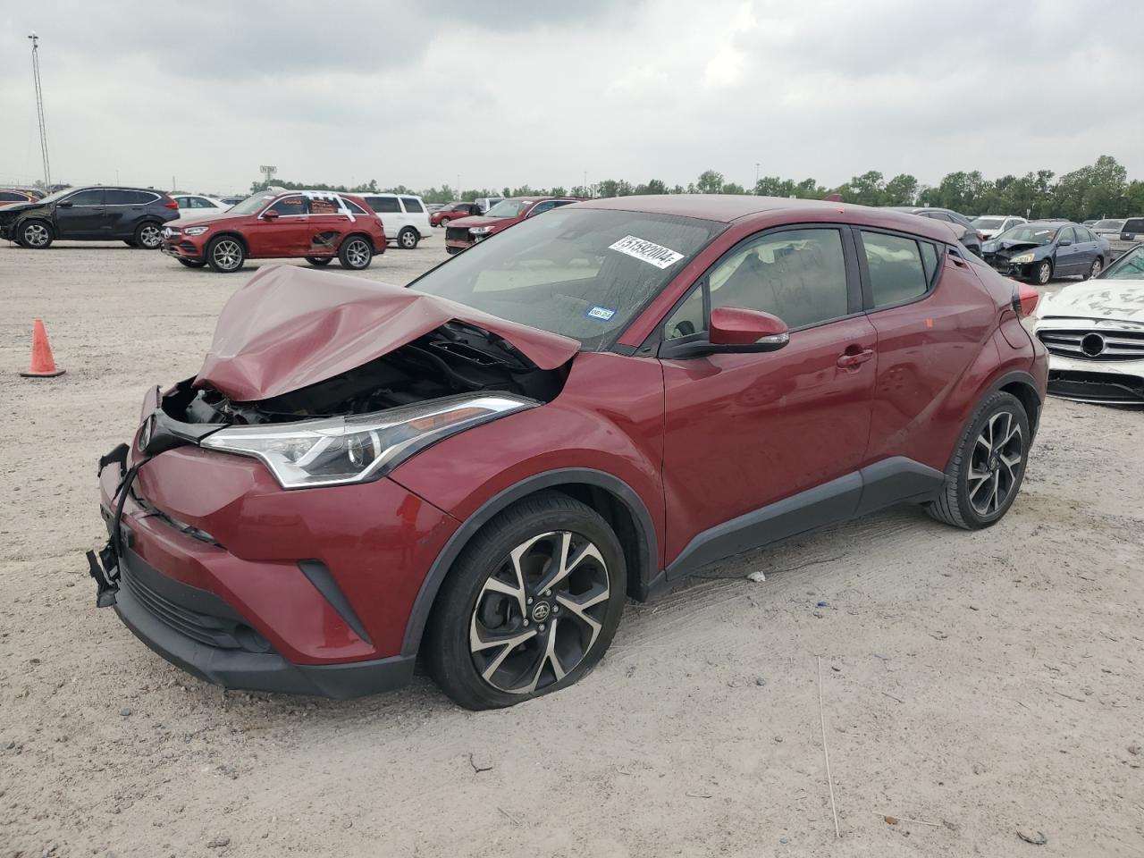 2018 TOYOTA C-HR XLE car image