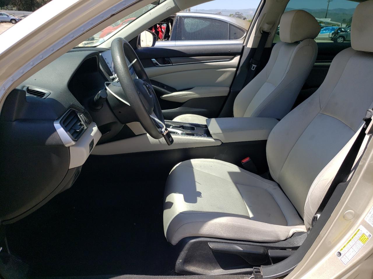 2018 HONDA ACCORD LX - Image 7