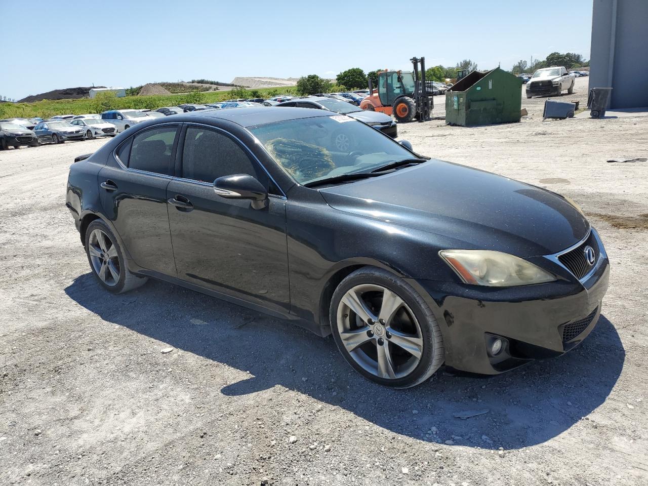 2011 LEXUS IS 250 - Image 4