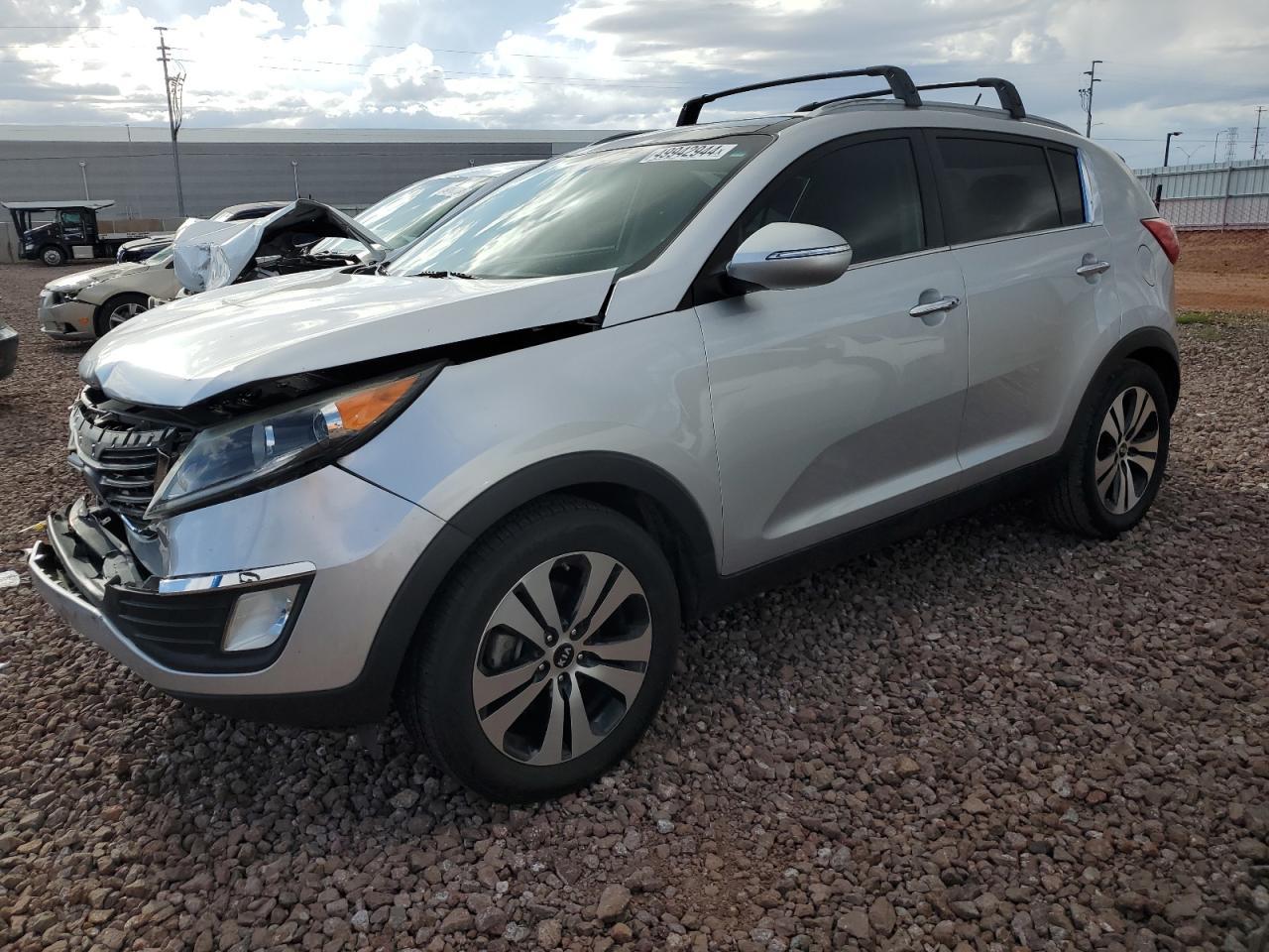 2013 KIA SPORTAGE E car image