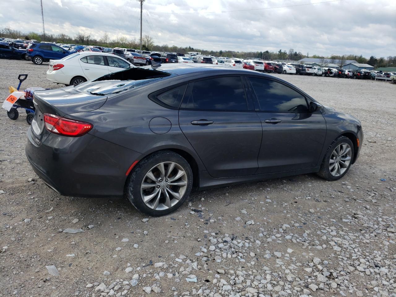 2015 CHRYSLER 200 S - Фото 3