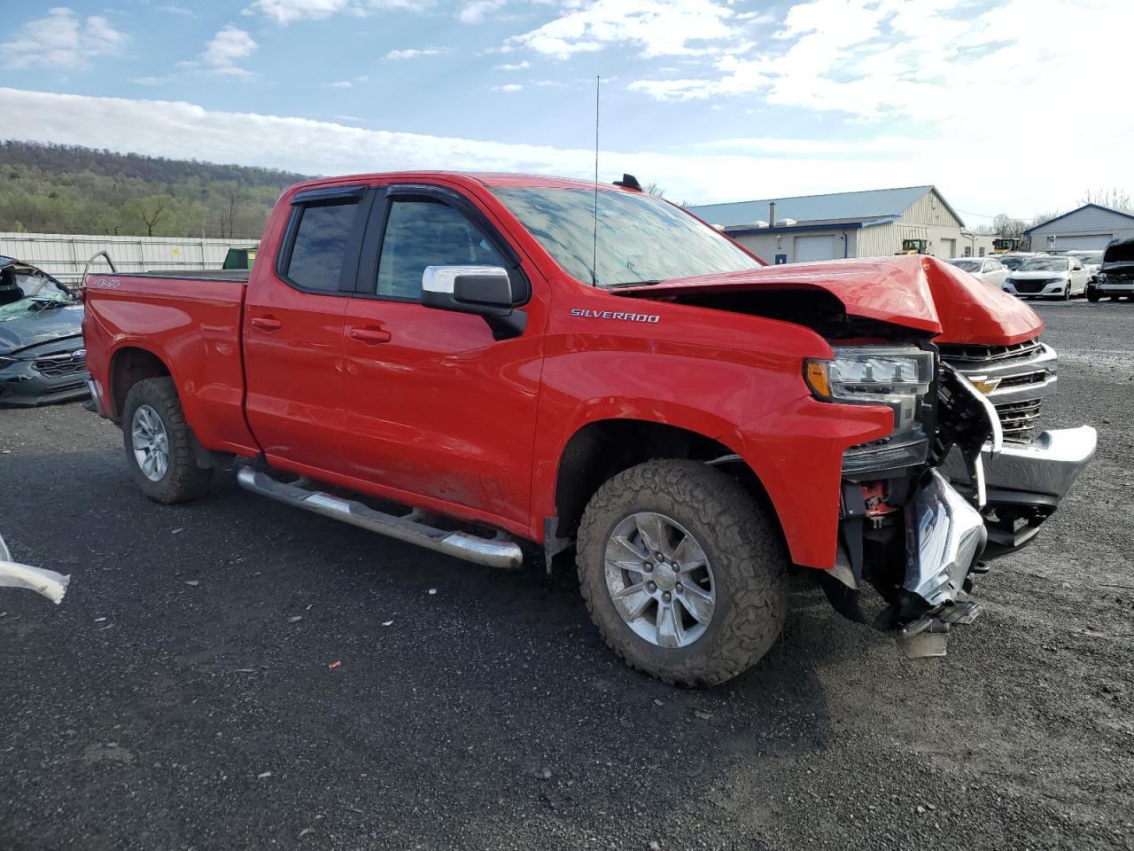 2019 CHEVROLET SILVERADO - Фото 4