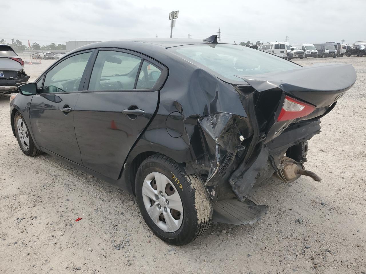 2015 KIA FORTE LX - Фото 2