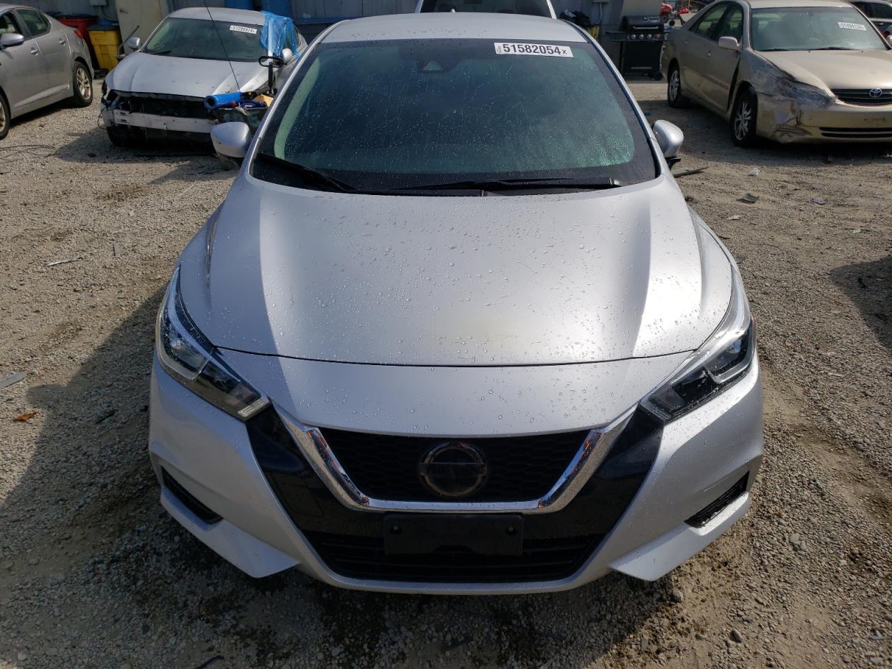 2021 NISSAN VERSA SV - Фото 5