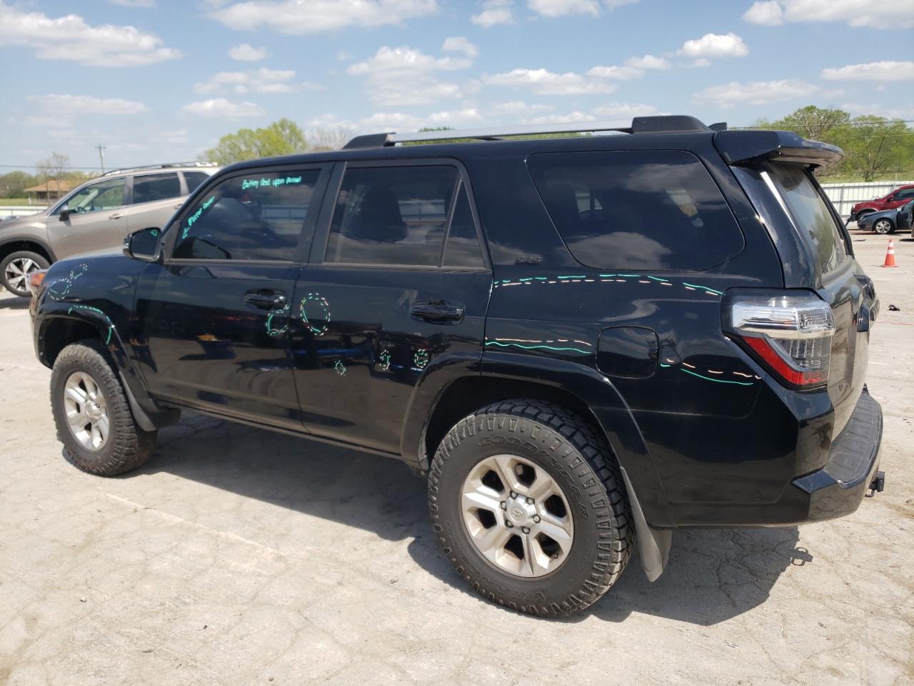 2019 TOYOTA 4RUNNER SR - Фото 2