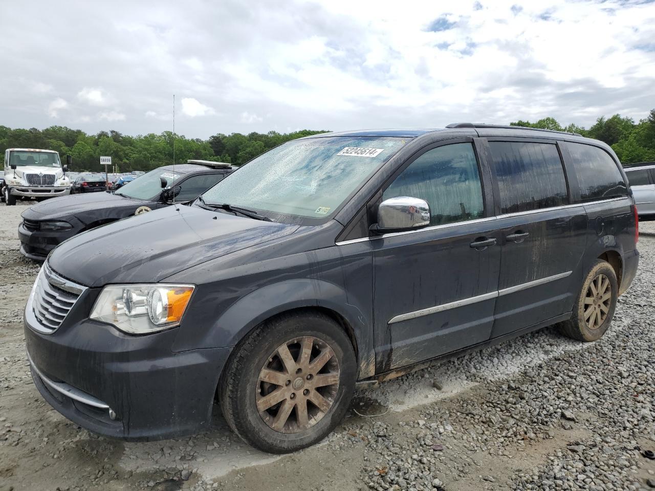 2011 CHRYSLER TOWN & COU car image