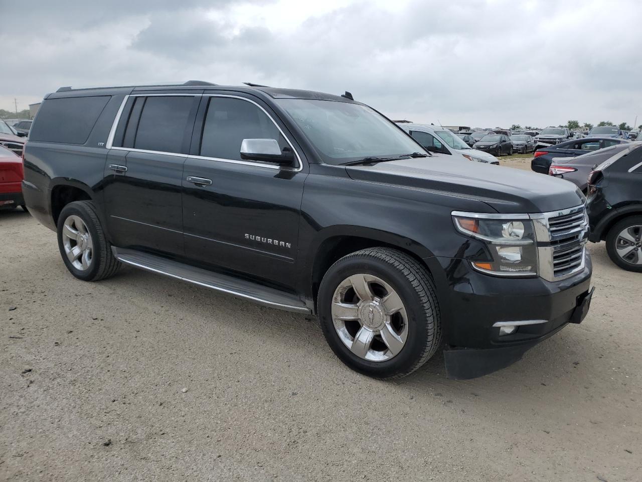 2015 CHEVROLET SUBURBAN C - Фото 4
