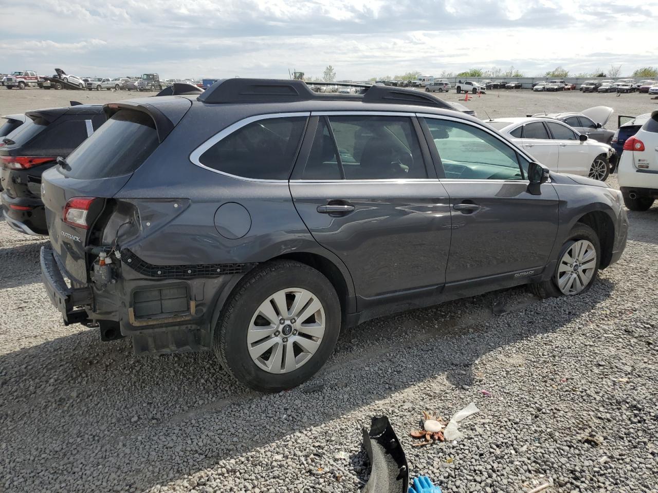 2018 SUBARU OUTBACK 2. - Image 3