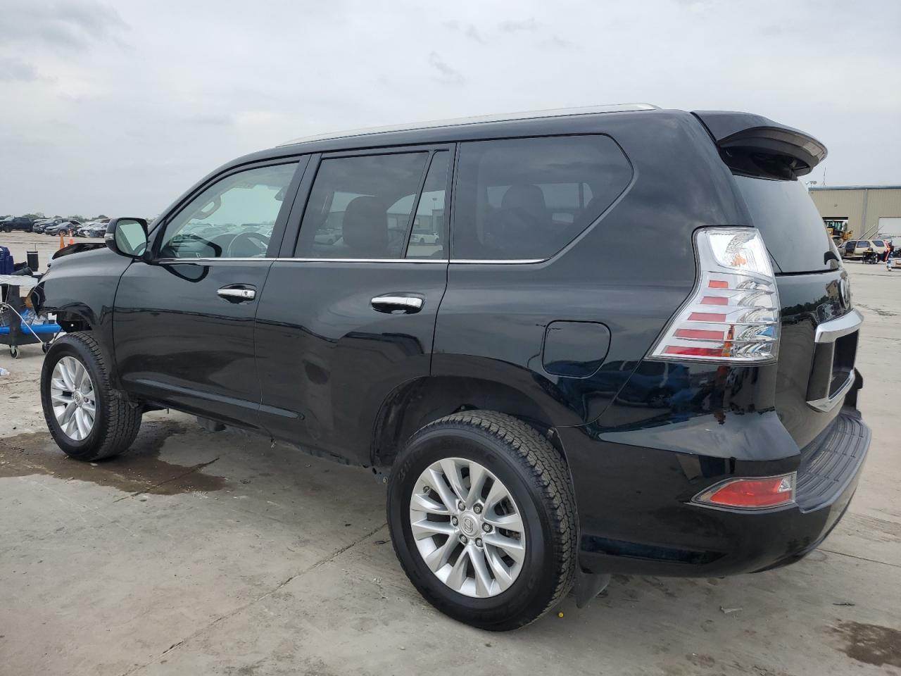 2022 LEXUS GX 460 - Фото 2