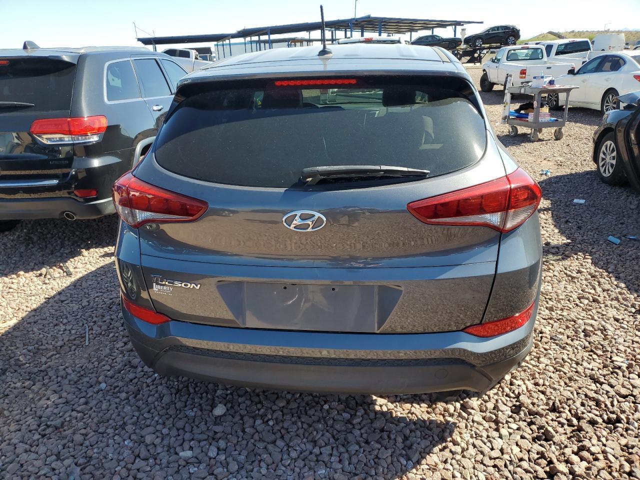 2016 HYUNDAI TUCSON SE - Фото 6