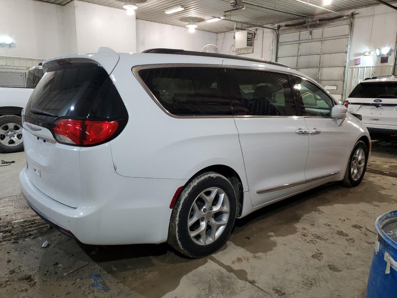 2017 CHRYSLER PACIFICA T - Фото 3