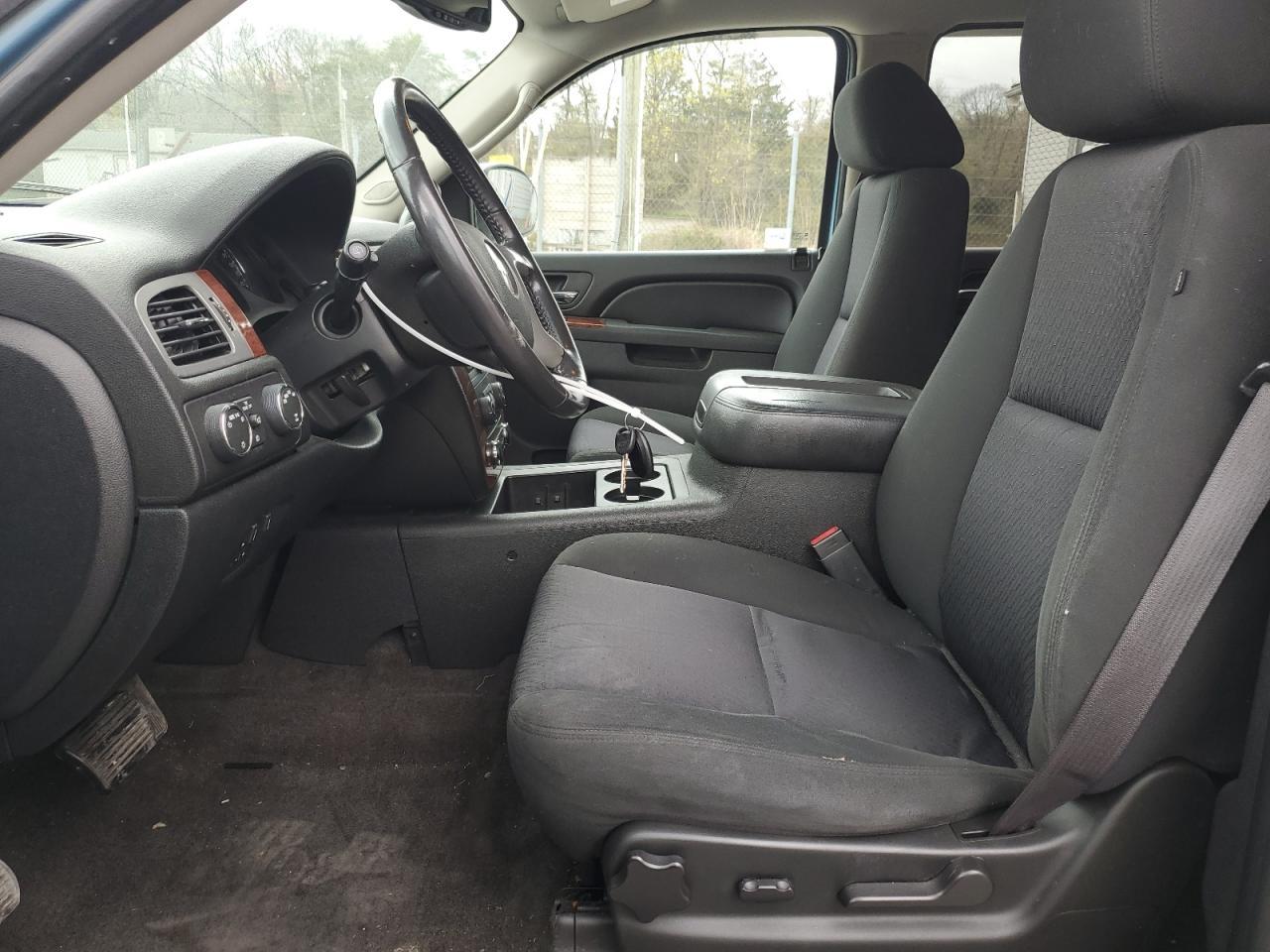 2011 CHEVROLET TAHOE K150 - Фото 7