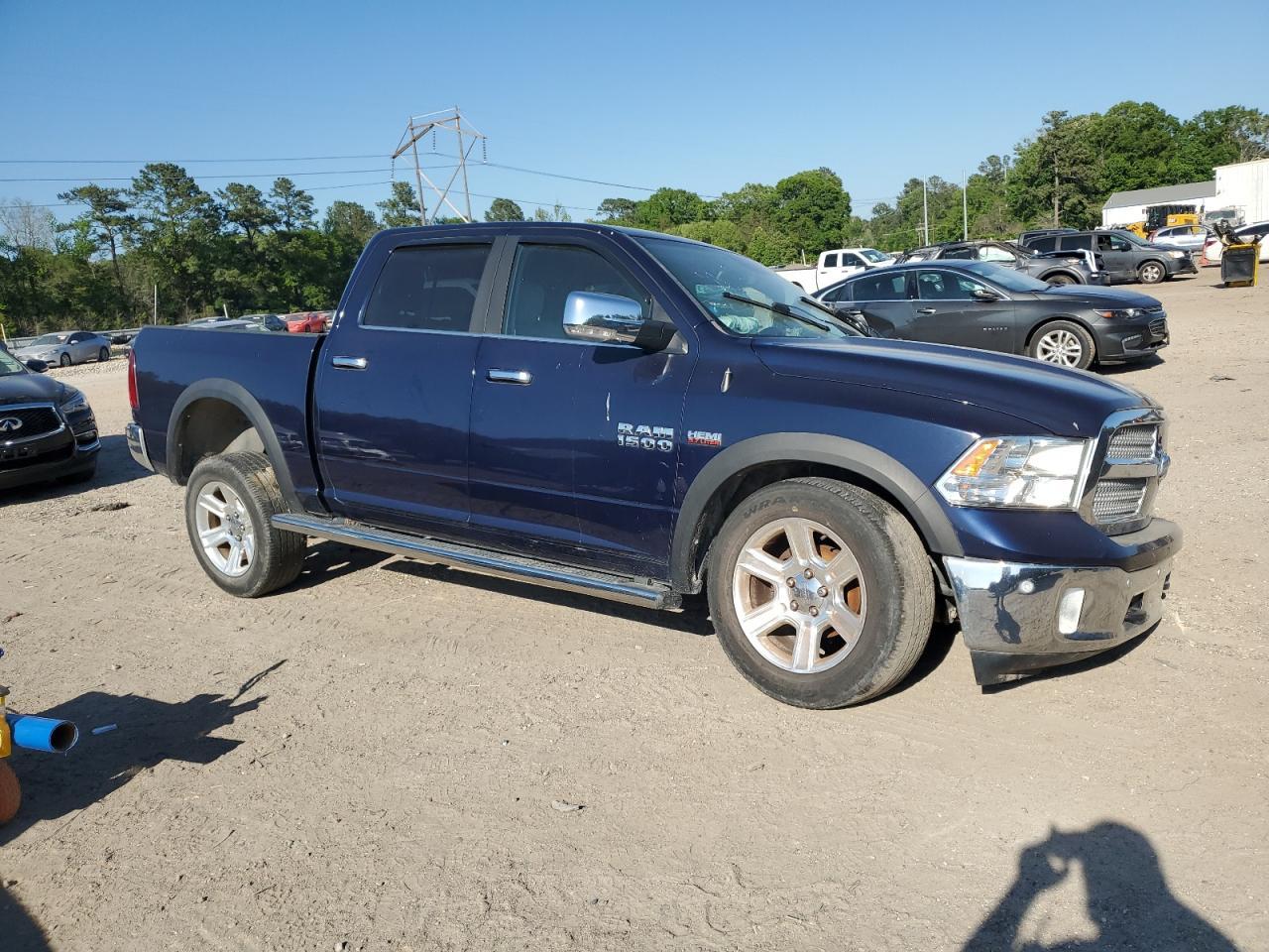 2017 RAM 1500 SLT - Image 4