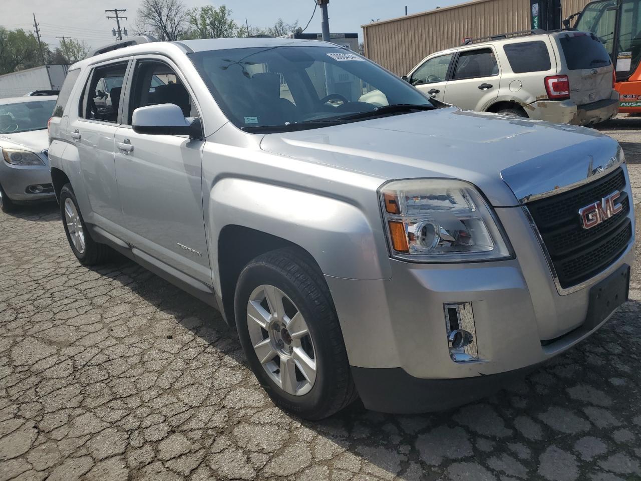 2013 GMC TERRAIN SL - Фото 4