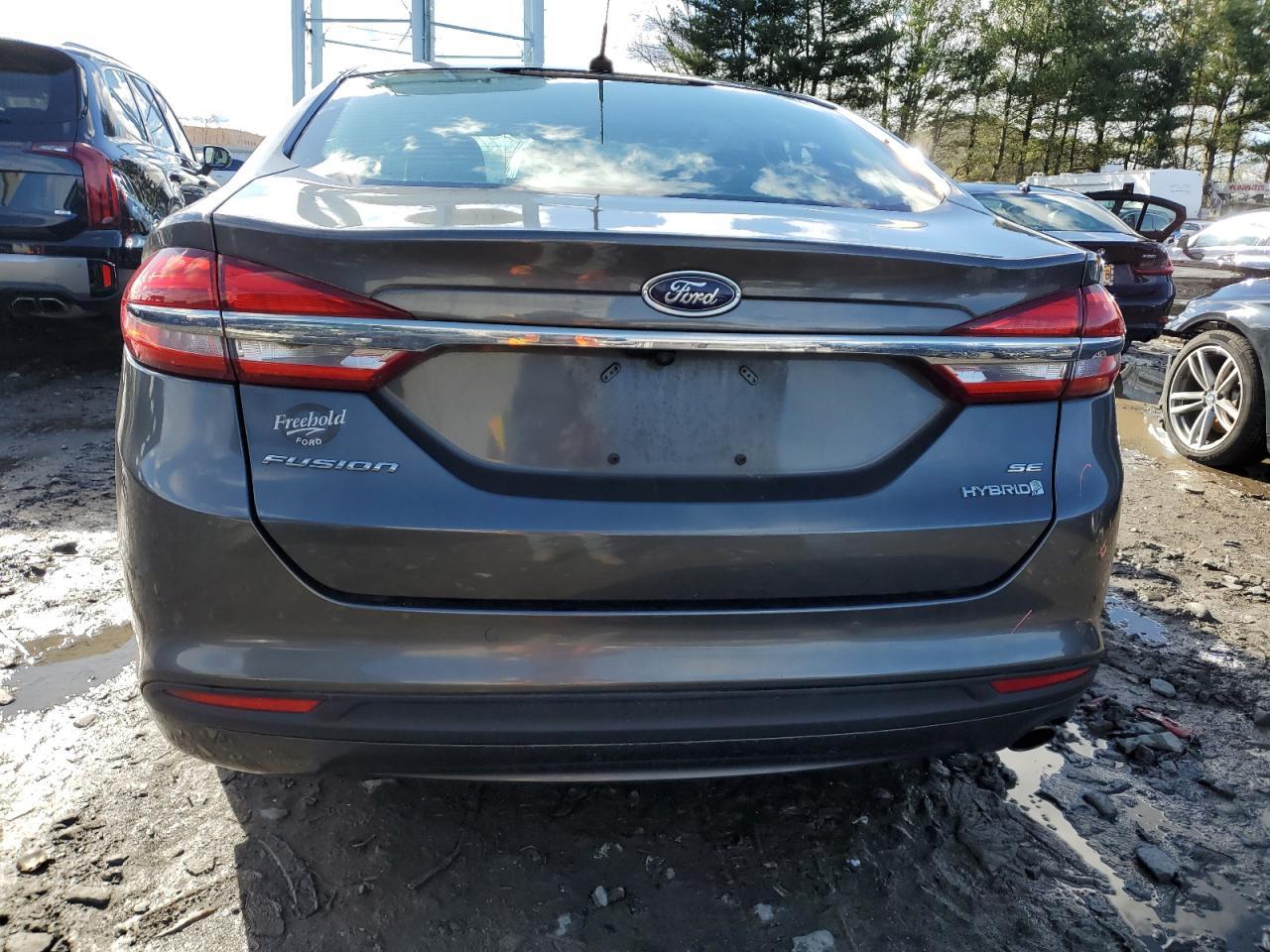 2017 FORD FUSION SE - Image 6