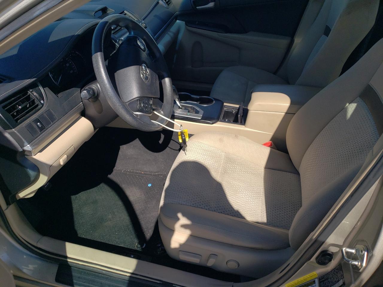 2014 TOYOTA CAMRY L - Image 7