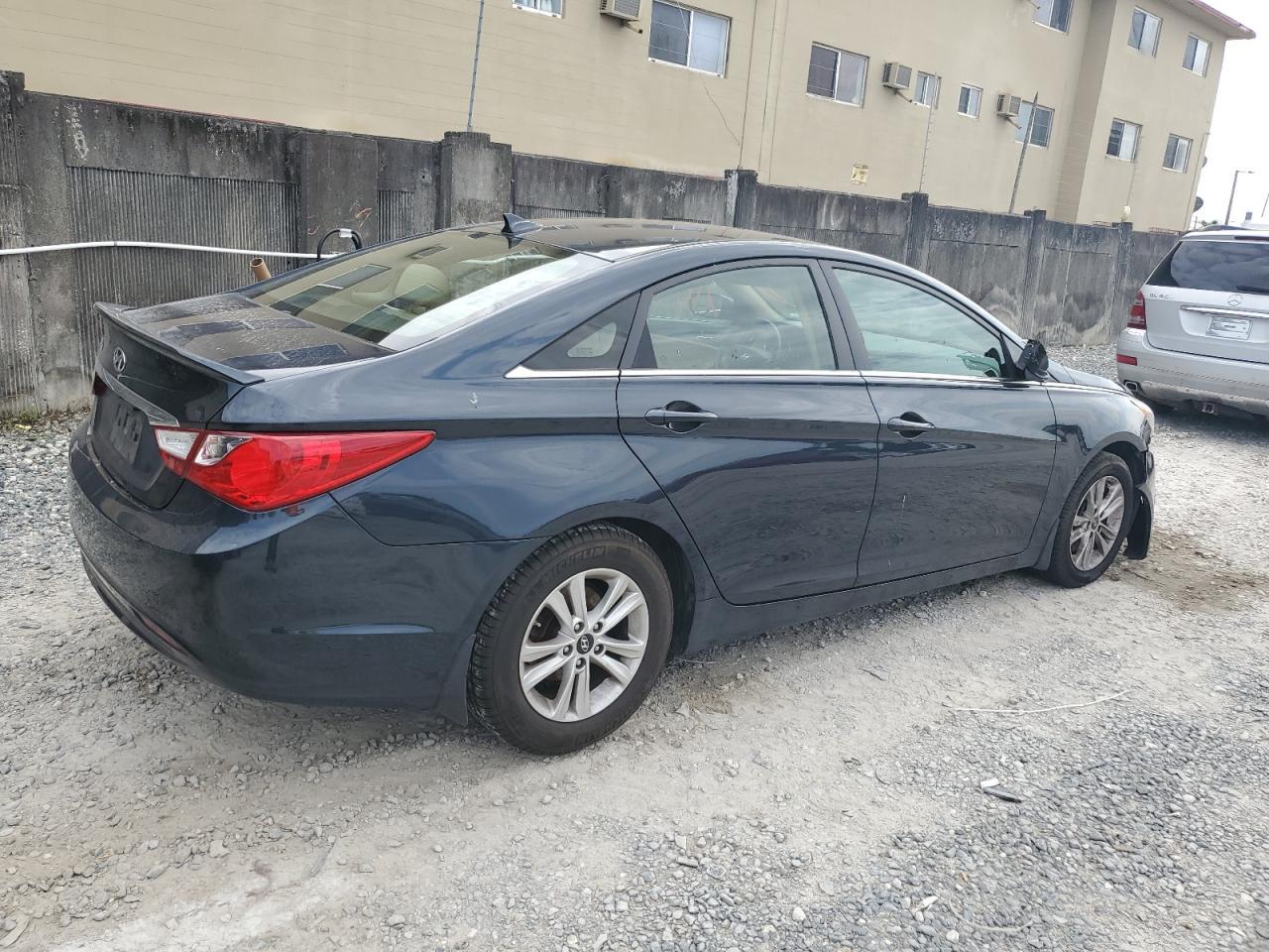 2013 HYUNDAI SONATA GLS - Фото 3