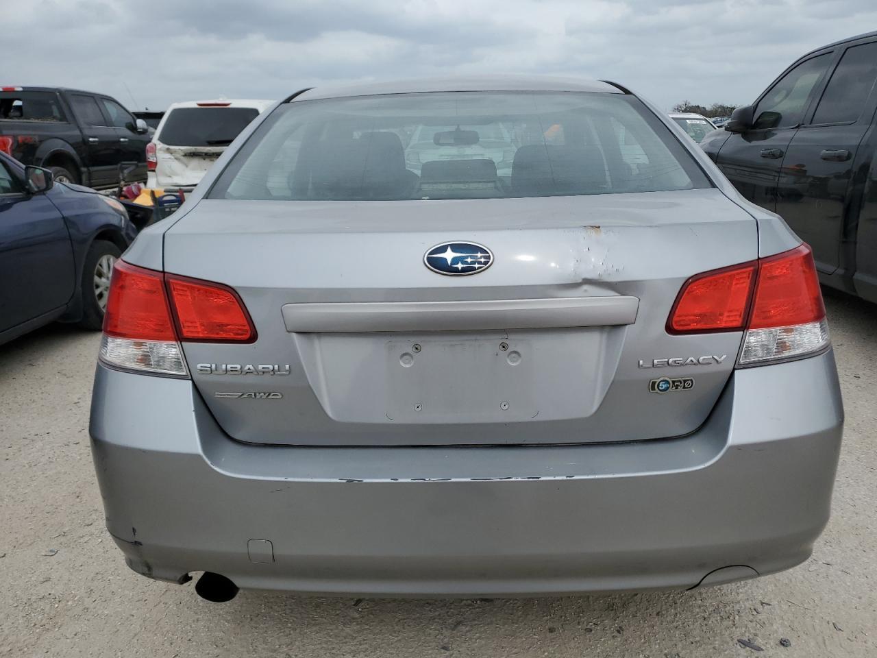 2011 SUBARU LEGACY 2.5 - Фото 6