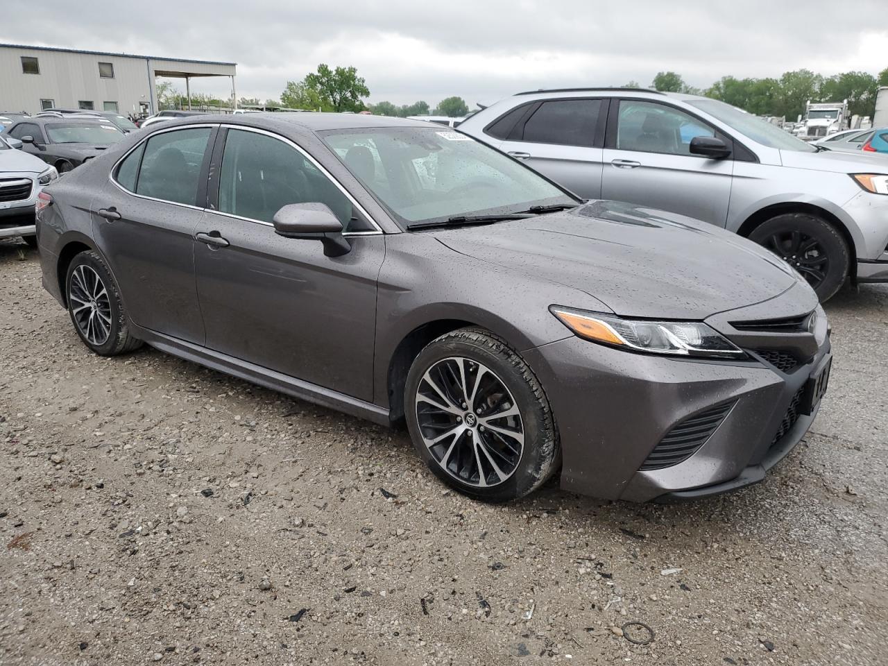 2019 TOYOTA CAMRY L - Image 4