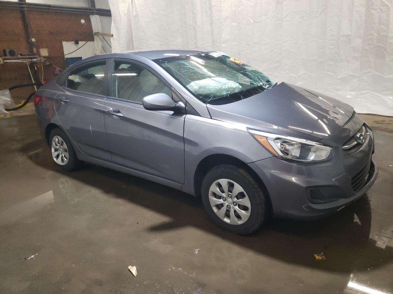 2017 HYUNDAI ACCENT SE - Image 4