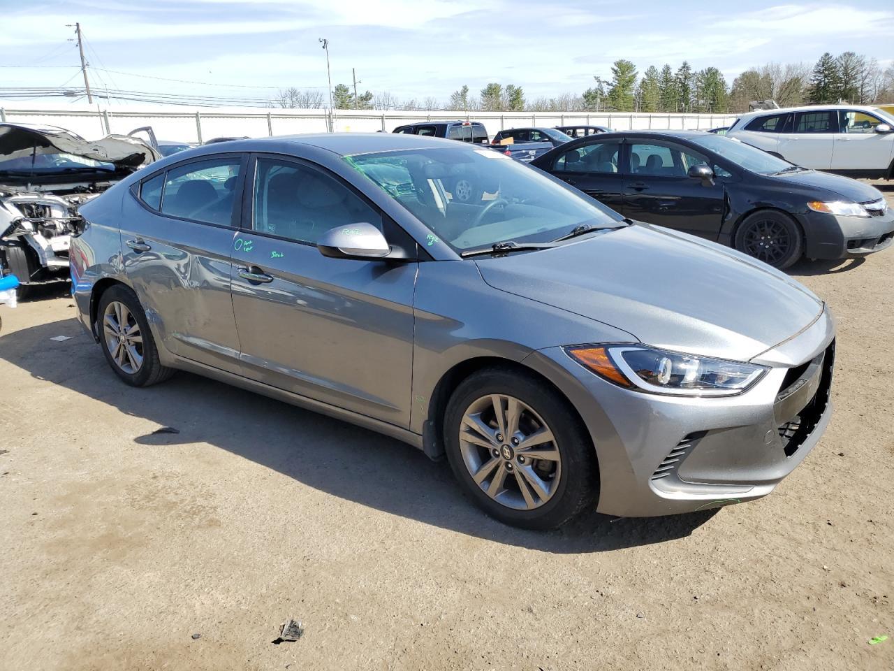 2018 HYUNDAI ELANTRA SE - Фото 4