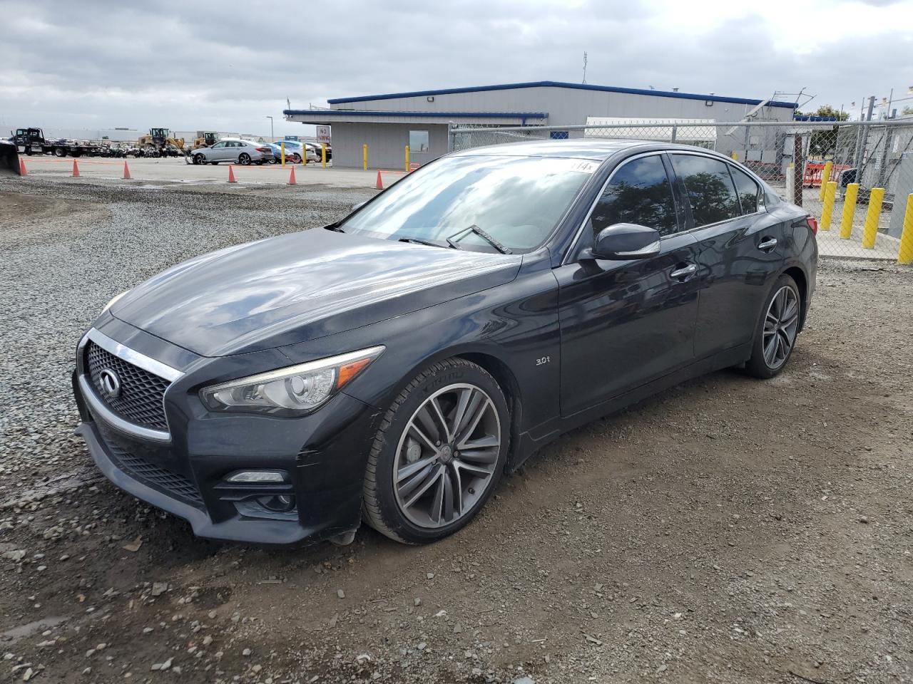 2016 INFINITI Q50 PREMIU
