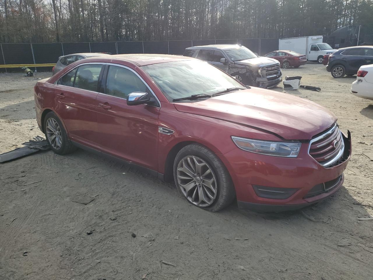 2013 FORD TAURUS LIM - Image 4