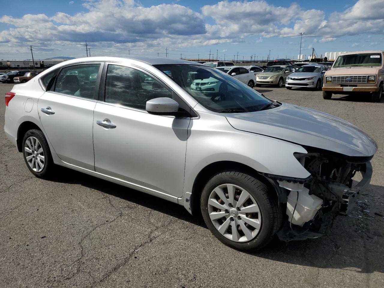 2017 NISSAN SENTRA S - Фото 4