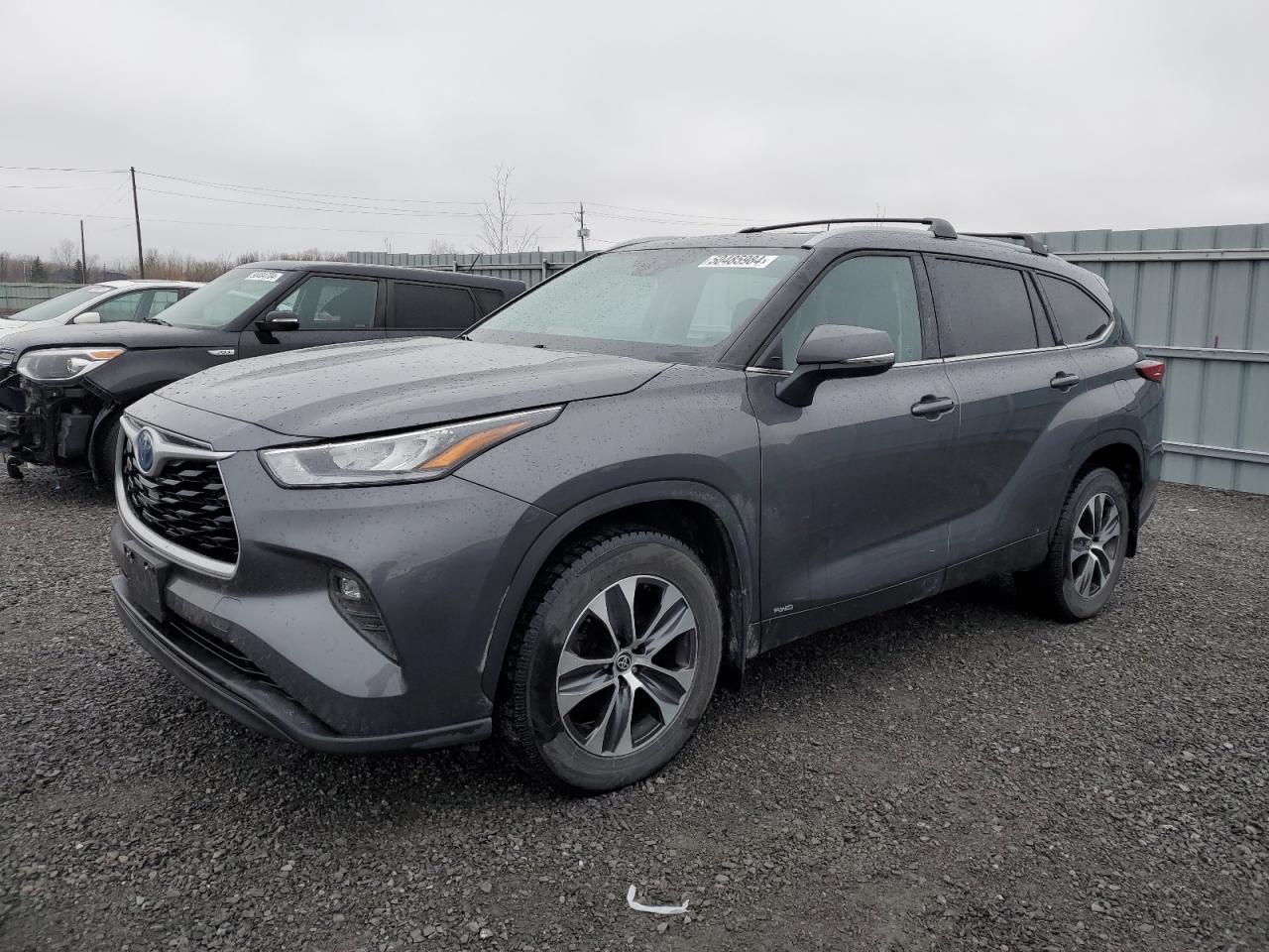 2022 TOYOTA HIGHLANDER car image