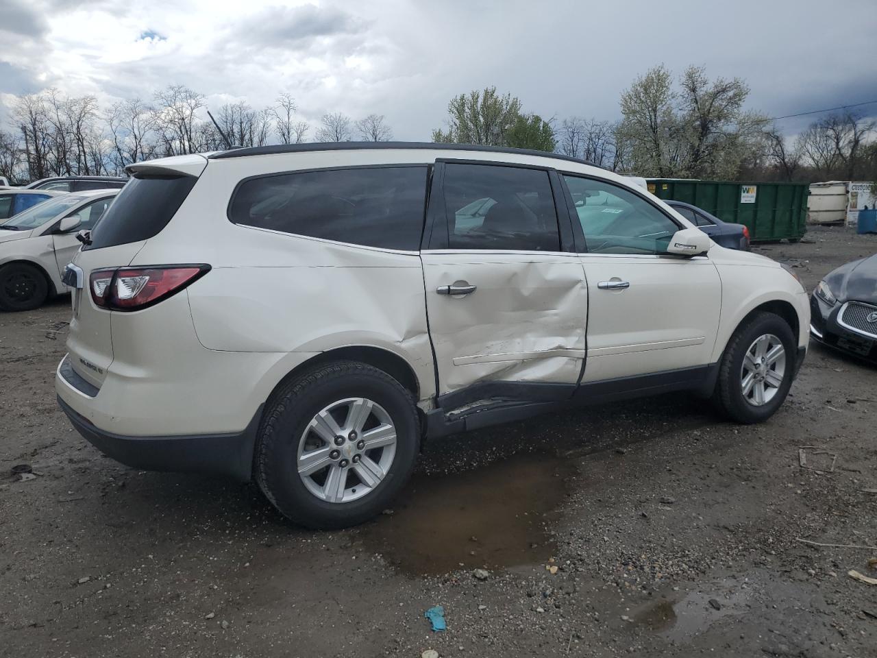 2014 CHEVROLET TRAVERSE L - Image 3