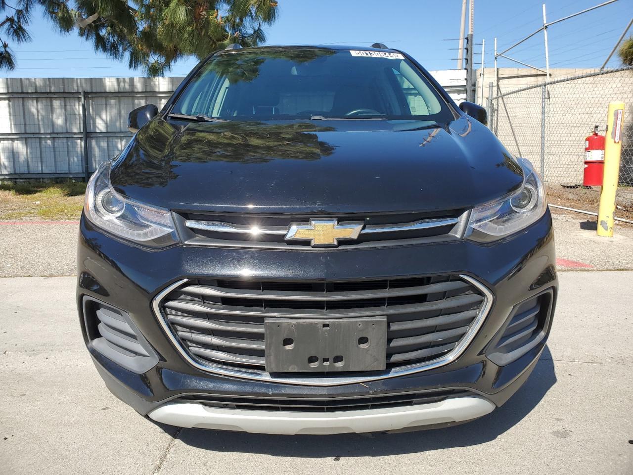 2021 CHEVROLET TRAX 1LT - Image 5