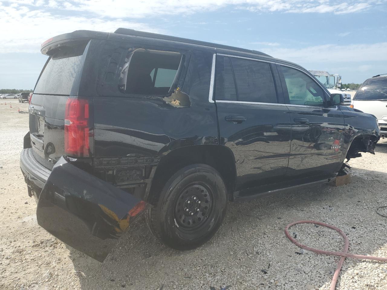 2019 CHEVROLET TAHOE K150 - Фото 3