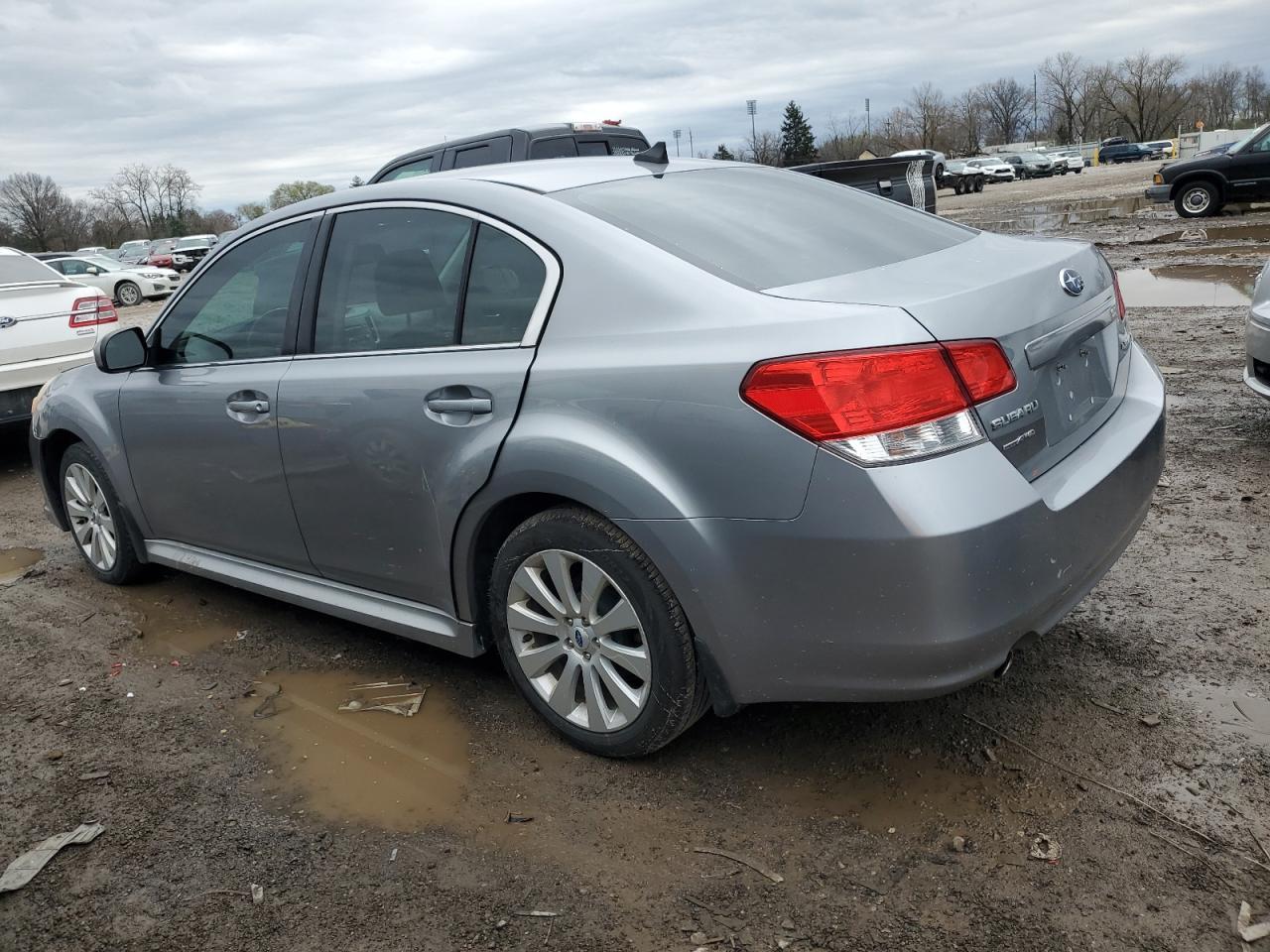2011 SUBARU LEGACY 2.5 - Image 2