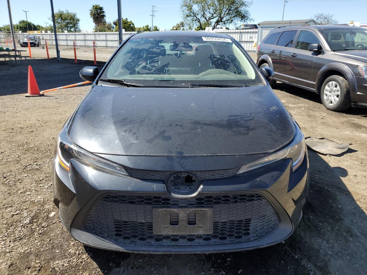 2021 TOYOTA COROLLA LE - Фото 5