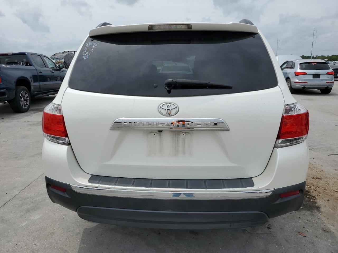 2011 TOYOTA HIGHLANDER - Фото 6