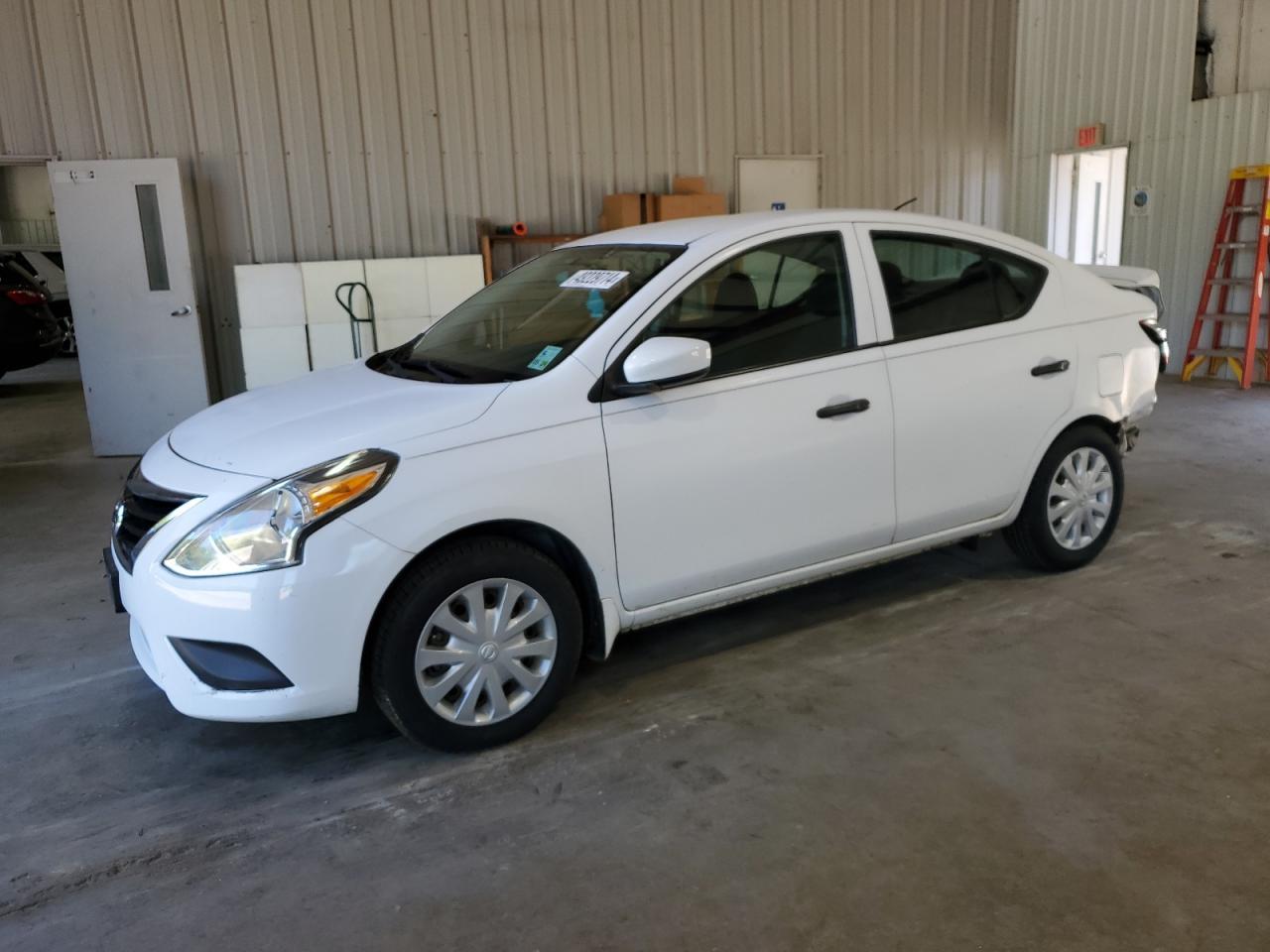 2016 NISSAN VERSA S