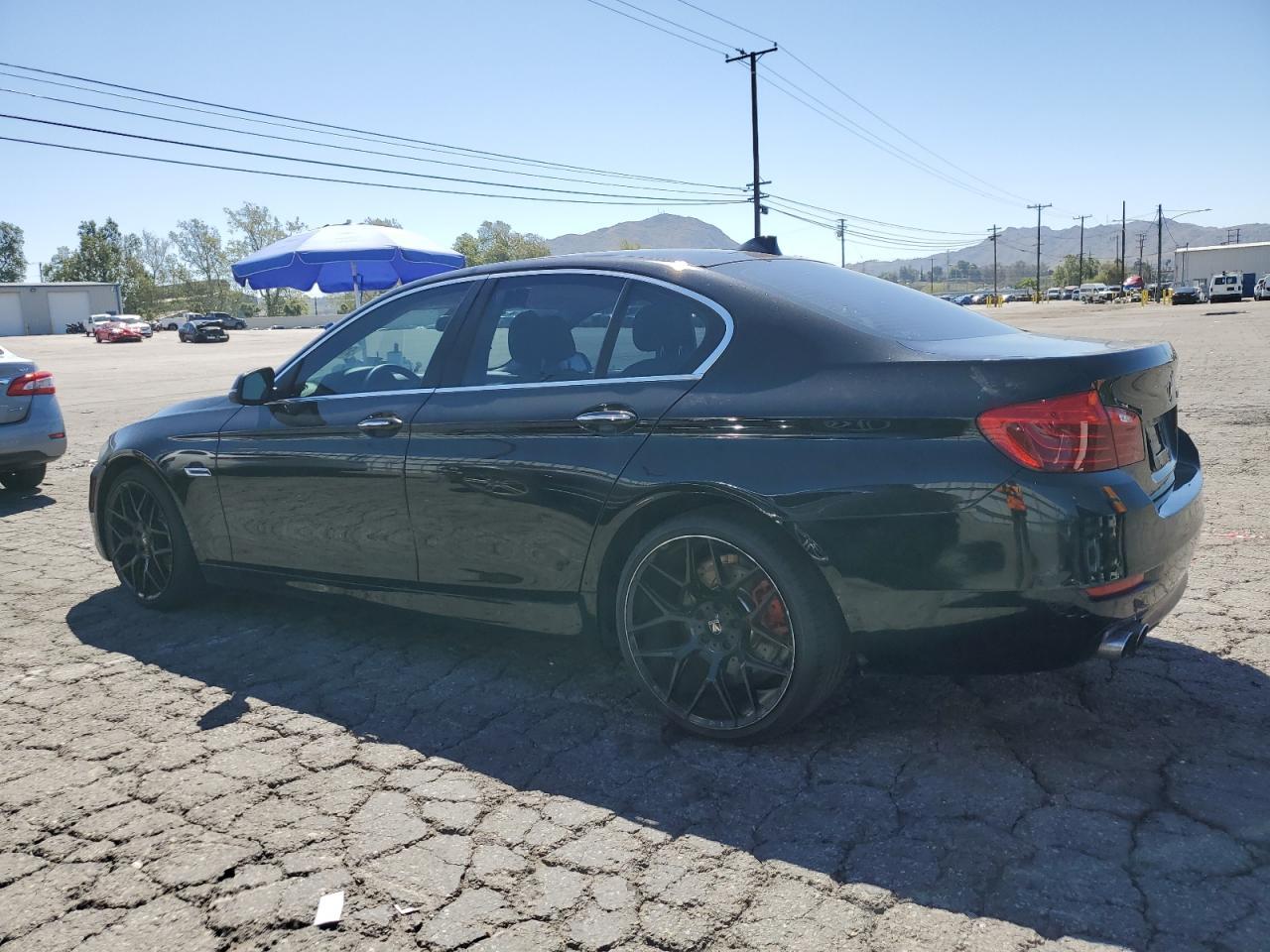 2016 BMW 528 I - Фото 2