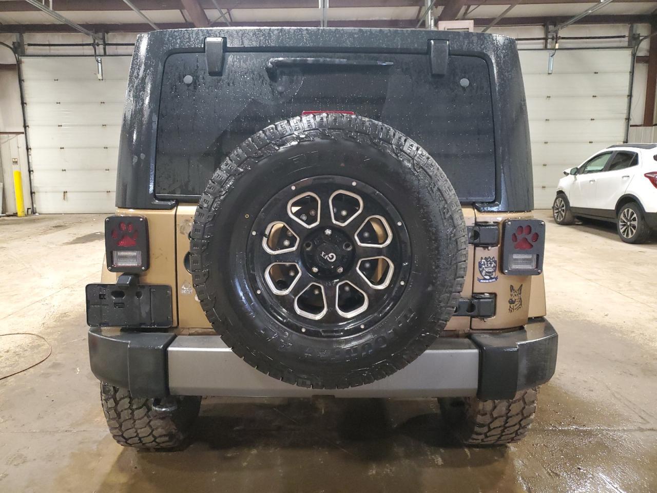 2015 JEEP WRANGLER U - Фото 6